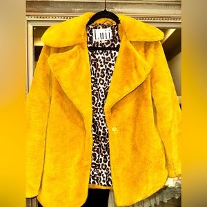 LUII PLUSH COAT